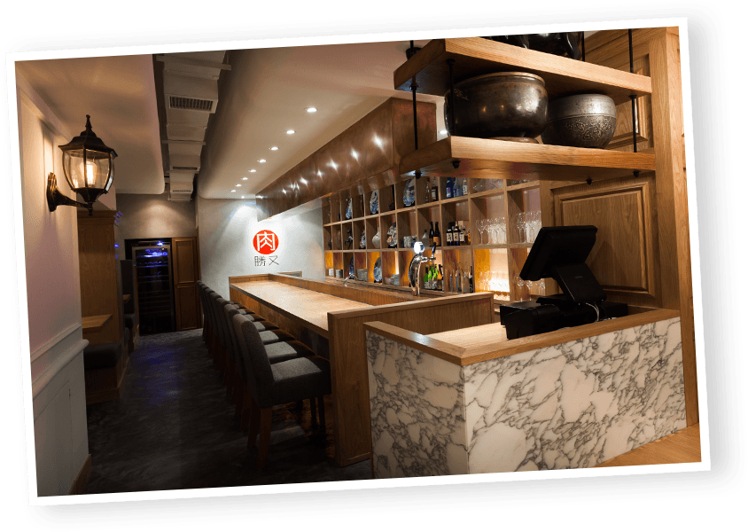 モダンな内装の店舗